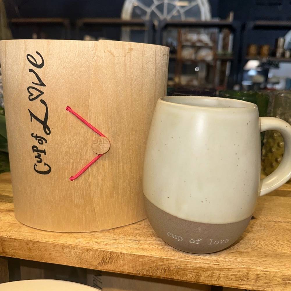 Cup of “Love, Happiness, Friendship or Gratitude” Ceramic Mug with Wooden Box